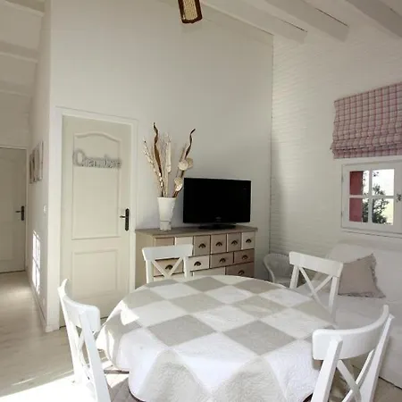 Σπίτι διακοπών Sleeps 5 Pool *